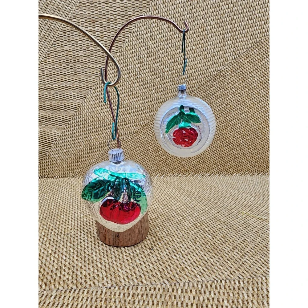2‎ Vintage Blown Glass Strawberry Cherry Berry Christmas Tree Ornaments Silver